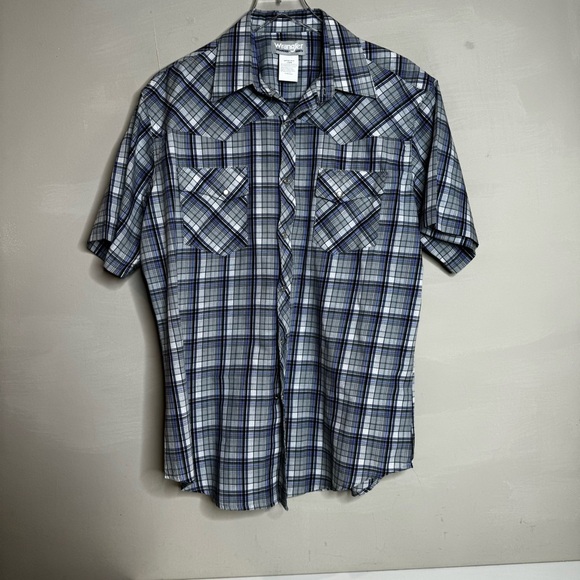 Wrangler Pearl Snap Men's shirt Short Sleeve. - Picture 4 of 6